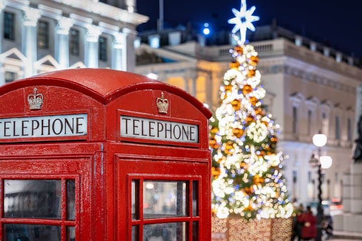 London by Night: Christmas Lights Open-Top Bus Tour Guide photo 5