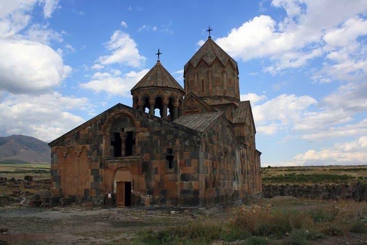 Conquering the Great Fortress: Amberd, Hovhannavank & Saghmosavank Day Tour from Yerevan photo 3