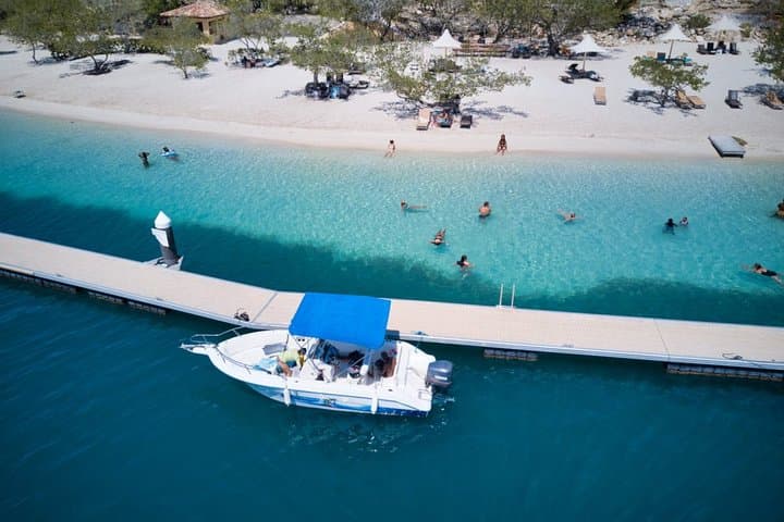 Private 2‑Hour Boat Tour of Spanish Waters with Swim Stop & Boarding photo 2