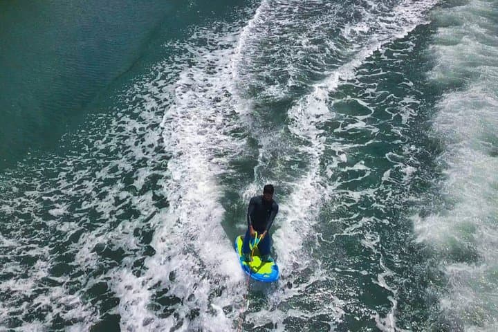 ZUP Board Experience in Curaçao: Wake, Knee & Water Ski at Spanish Water photo 4