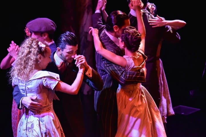 Carlos Gardel Tango Show and Gourmet Dinner in Buenos Aires