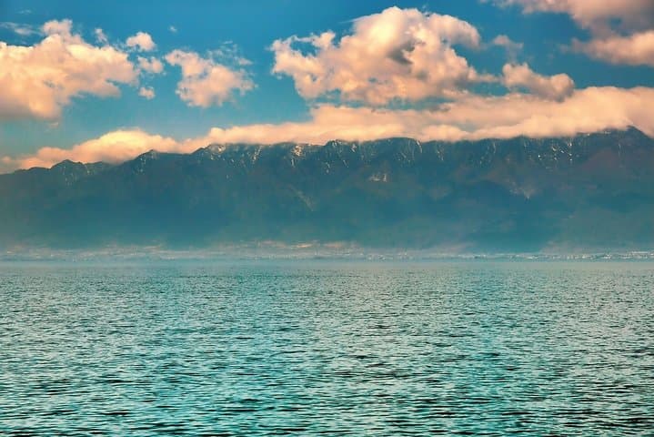 Explore Dali Ancient City & Erhai Lake: Private Day Tour from Dali photo 5
