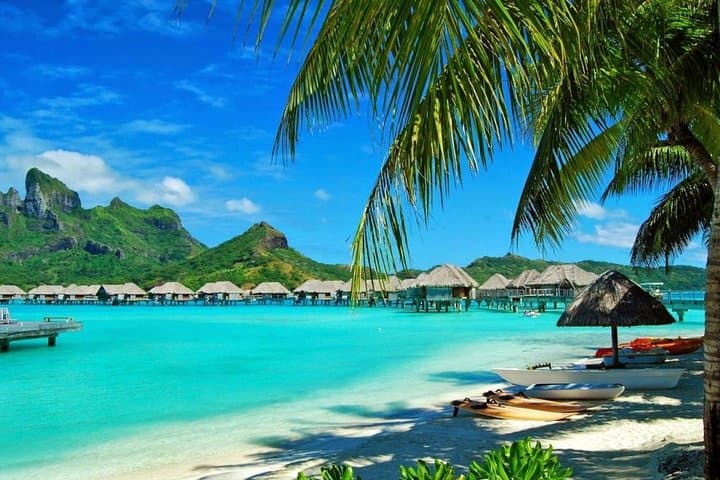11-Day Vietnam Beach Adventure: Halong Bay Cruise to Phu Quoc