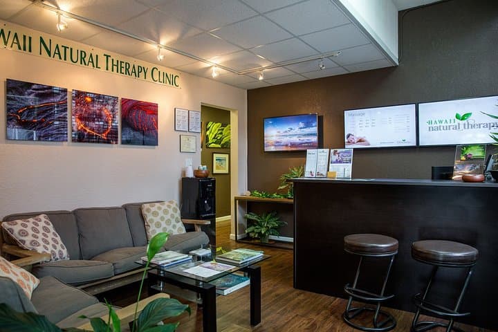 Honolulu 90-Minute Couples Massage at Hawaii Natural Therapy photo 6