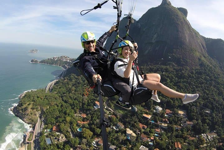 Tandem Paragliding Over Rio: Pedra Bonita to São Conrado Beach photo 6