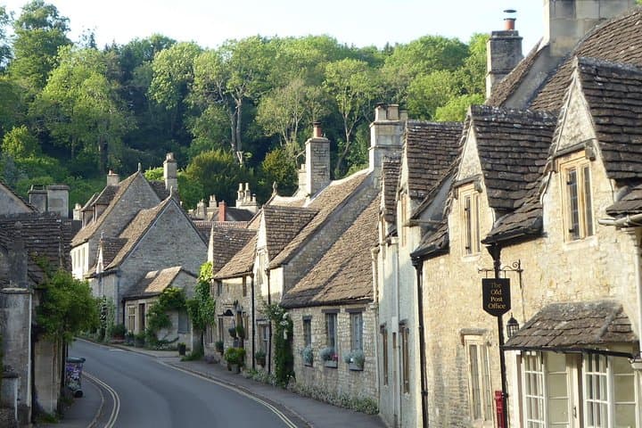 Private Afternoon Tour of Lacock and Castle Combe from Bath photo 5