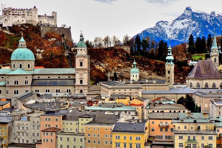 Salzburg & Sound of Music Lake District: Private Full-Day Tour from Vienna photo 3