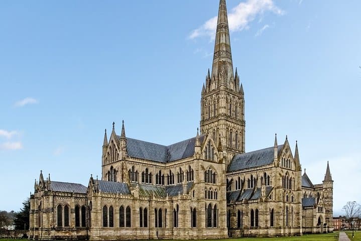 Pre-Post Cruise from Southampton: Winchester & Salisbury Day Tour photo 6