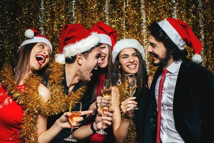 Sydney Harbour Christmas Eve Dinner Cruise — Festive Buffet & Harbour Views