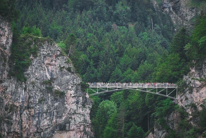 Private Neuschwanstein & Linderhof Day Tour from Munich — Skip-the-Line with Lunch photo 4