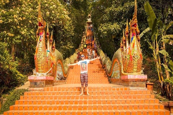 Chiang Rai Golden Triangle Day Tour from Chiang Mai: White Temple, Mekong Boat & Hill Tribes photo 5