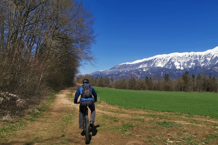 Lake Bled by E‑Bike: Off the Beaten Path Ride to Bled Castle & Sava Trails photo 4