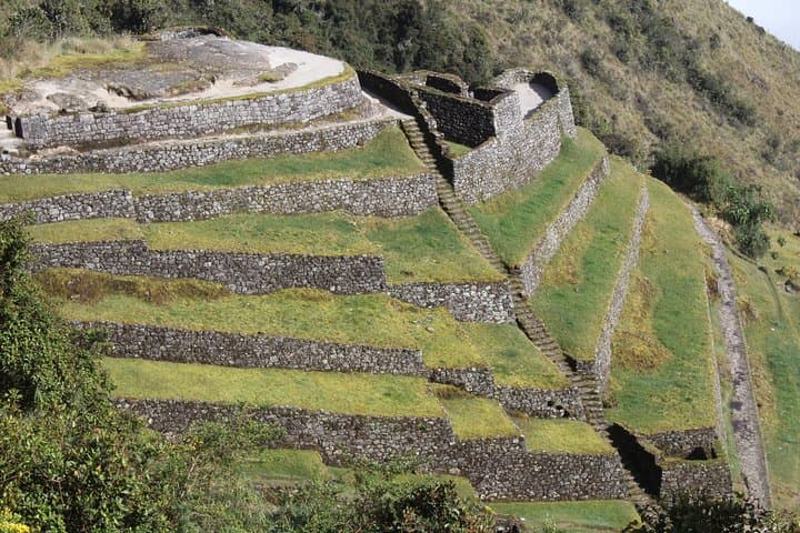 Classic Inca Trail 4-Day Expedition: Dead Woman's Pass to Machu Picchu photo 6