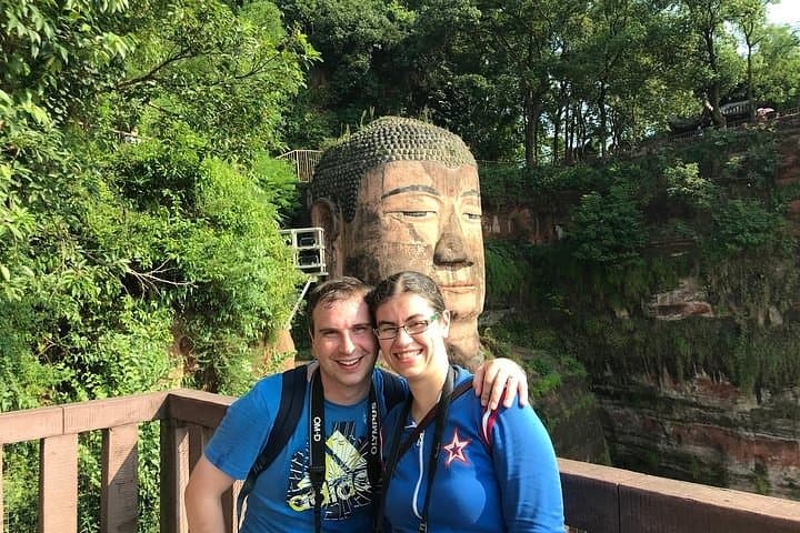 Private 2-Day Leshan Giant Buddha and Mount Emei Tour from Chongqing photo 3