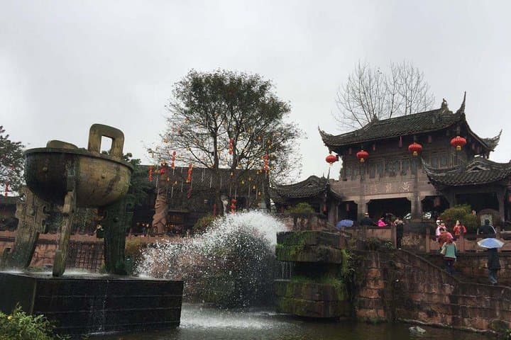 Leshan Giant Buddha and Huanglongxi Day Tour from Chengdu — Private Cultural Excursion photo 6