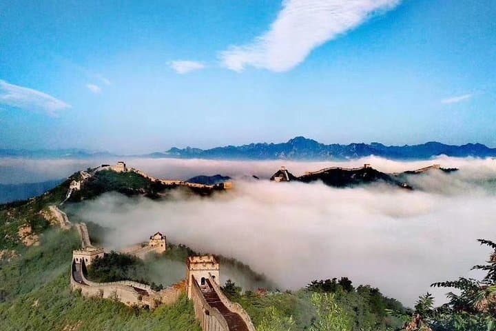 Sunset on the Great Wall: Private Jinshanling & Simatai Tour with Gubei Water Town photo 4