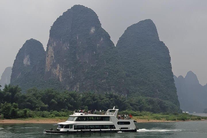 Guilin to Yangshuo 3-Day Private Tour — Li River Cruise, Reed Flute Cave & Longji Terraces photo 3