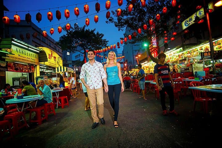 Lepak-Lepak: Kuala Lumpur Night Market & Mamak Stall Private Food Tour photo 6