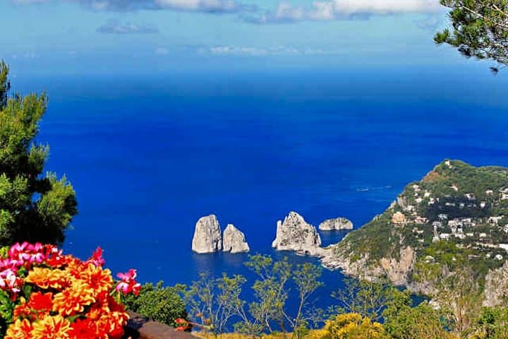 Capri from Naples: Full-Day Shore Excursion to the Blue Grotto & Faraglioni photo 5