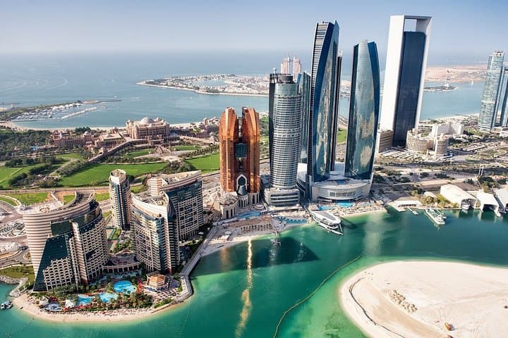 Private 8-Hour Dubai and Abu Dhabi Driving Tour — Gold Souk to Sheikh Zayed photo 3