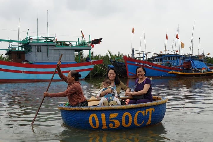 11-Day Vietnam Beach Adventure: Halong Bay Cruise to Phu Quoc photo 4