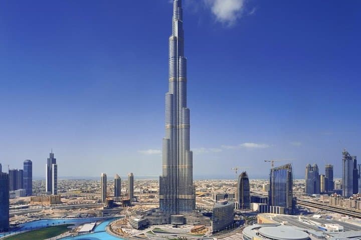 Private Dubai Hotel Transfer to Dubai Mall & Burj Khalifa photo 2