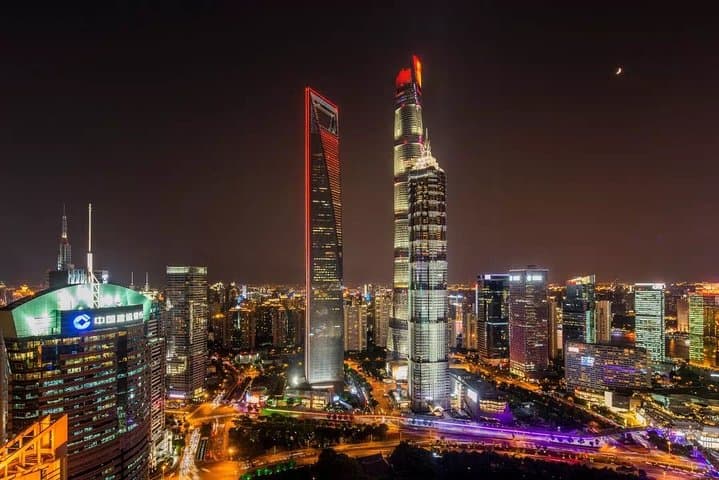 Shanghai Night Tour: Shanghai Tower, The Bund & Yuyuan Bazaar