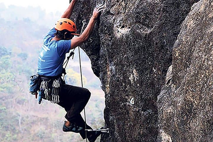 Rock Climbing in Kathmandu: Day Climbs at Nagarjun, Hattiban & Bimal Nagar photo 4