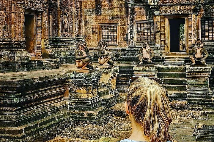 Private Full-Day Angkor Temple Tour: Angkor Wat, Ta Prohm & Banteay Srei photo 3