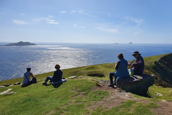 Explore Ireland’s Wild Atlantic Way: 10-Day Small Group Tour from Dublin