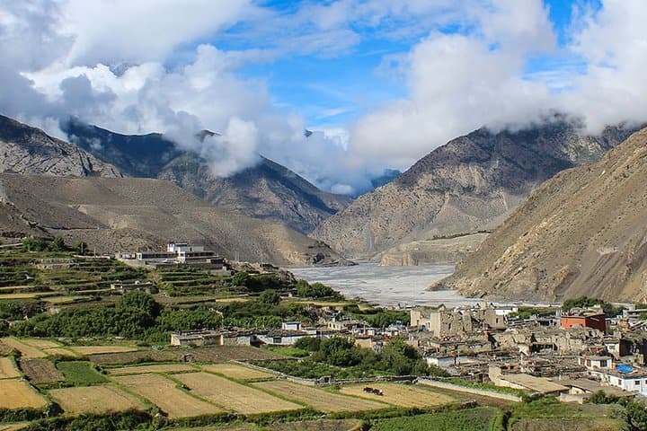 Upper Mustang Trek — 17-Day Lo Manthang Trekking Guide photo 2