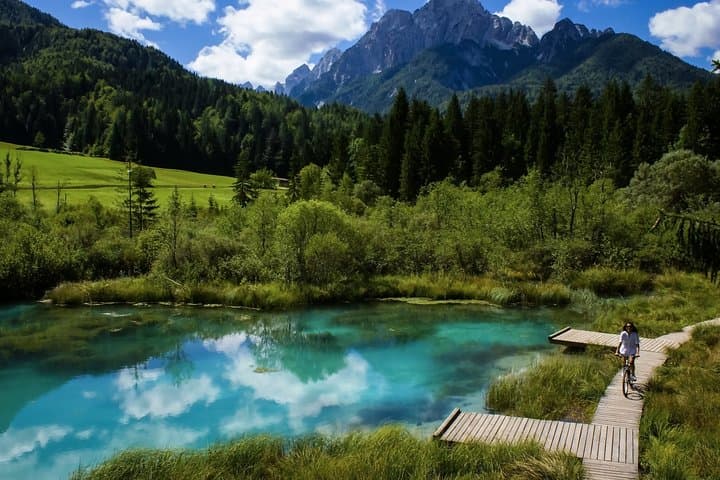 Zelenci Bike Tour: E‑Bike Ride to Zelenci Springs, Lake Jasna & Alpine Views