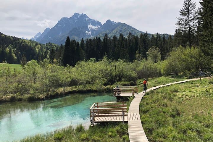 Zelenci Bike Tour: E‑Bike Ride to Zelenci Springs, Lake Jasna & Alpine Views photo 5