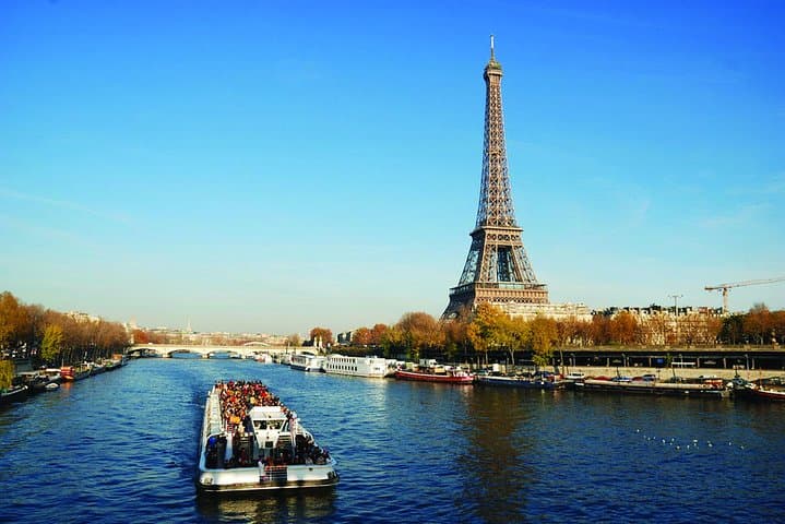 Day Trip to Paris from London via Eurostar — Seine Cruise & Travelcard Included photo 2