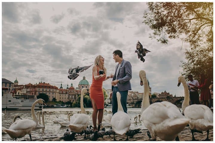 Prague Private Photoshoot: Charles Bridge to Petřín — 1-Hour Professional Session