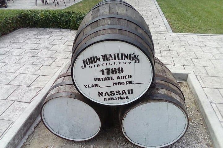 Private Big Bus Tour of Nassau: Custom 4-Hour Island Highlights photo 4