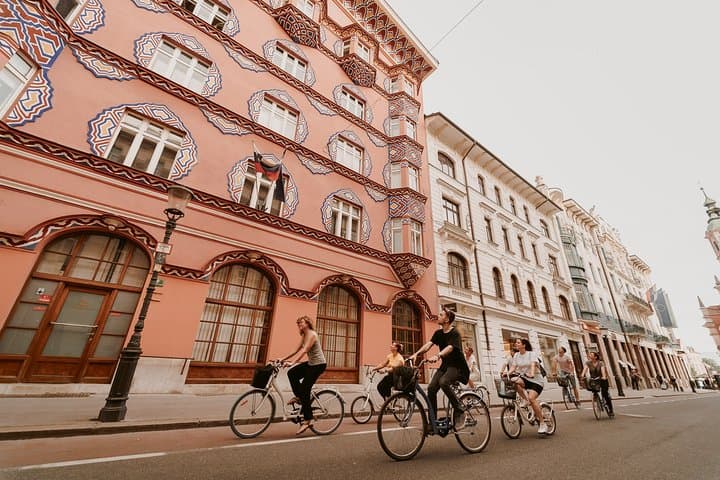 City Bike Tour Ljubljana: 2-Hour Guided Ride Along the Ljubljanica photo 2