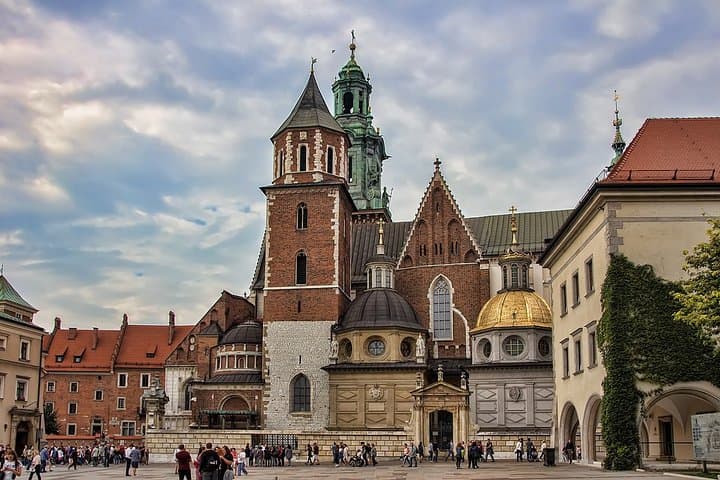 Private 4-Hour Krakow City Tour with Driver and Guide (Hotel Pickup)