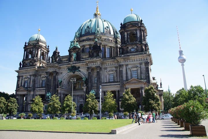 Private Berlin Highlights Tour — 4-Hour Custom City Walking Experience photo 4