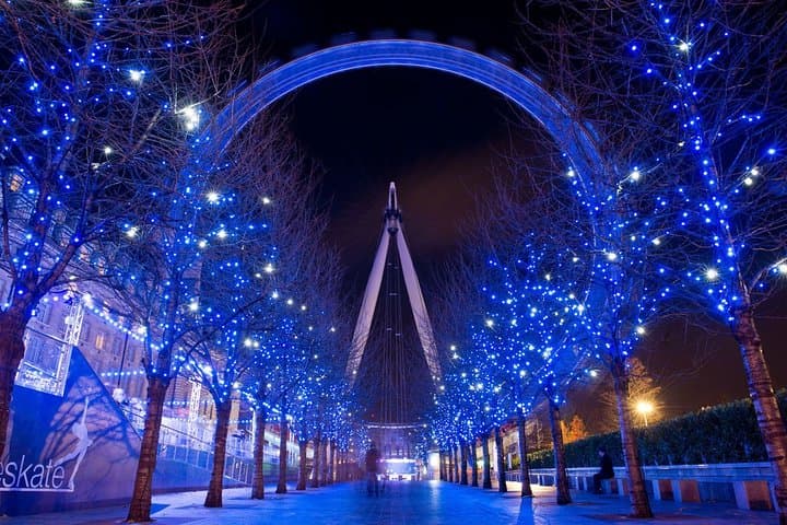 London by Night: Christmas Lights Open-Top Bus Tour Guide photo 4