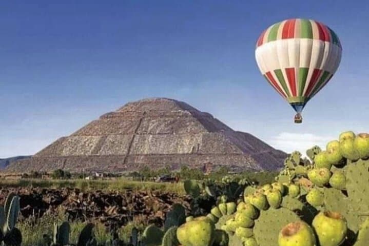 Teotihuacan Sunrise Balloon Flight and Cultural Tour with Breakfast & Beer Tasting photo 2