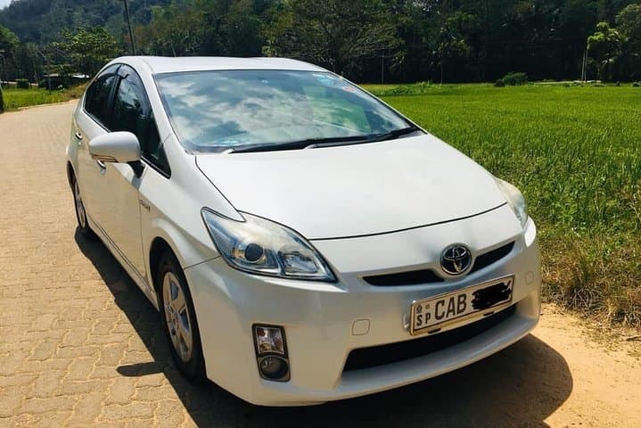 Colombo Airport to Arugam Bay Private Transfer — 24/7 AC Ride with Surfboard Racks photo 3