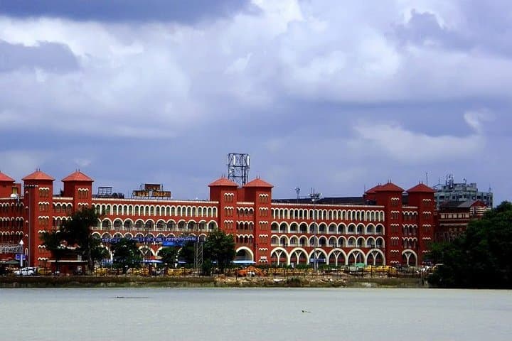 Kolkata from the Hooghly: Two-Hour River Cruise Past Howrah Bridge photo 3