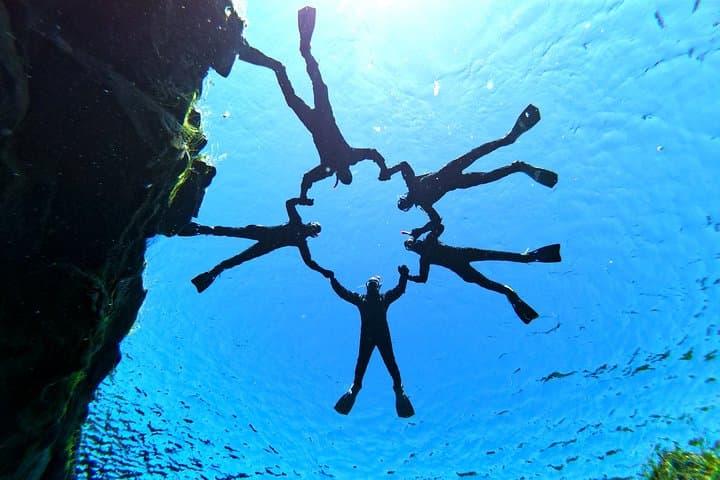 Silfra Drysuit Snorkeling: Swim Between Continents in Thingvellir photo 3