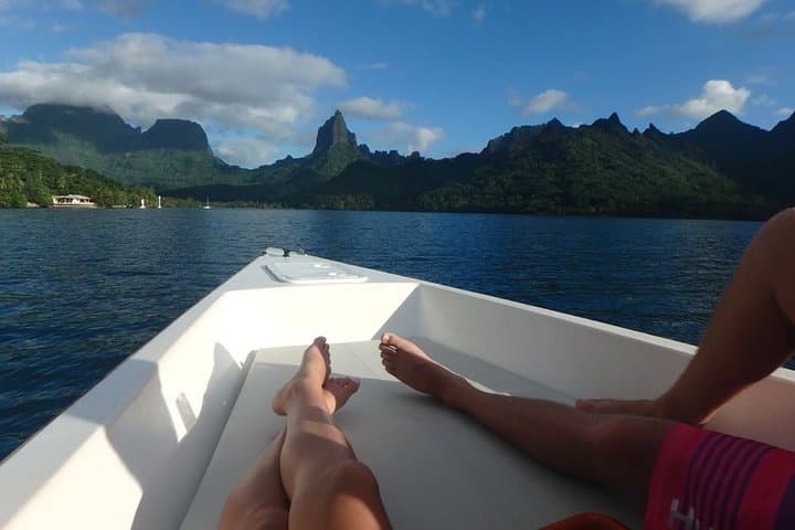 Private Sunset Cruise in Moorea on a Polynesian Canoe — 2-Hour Experience photo 5