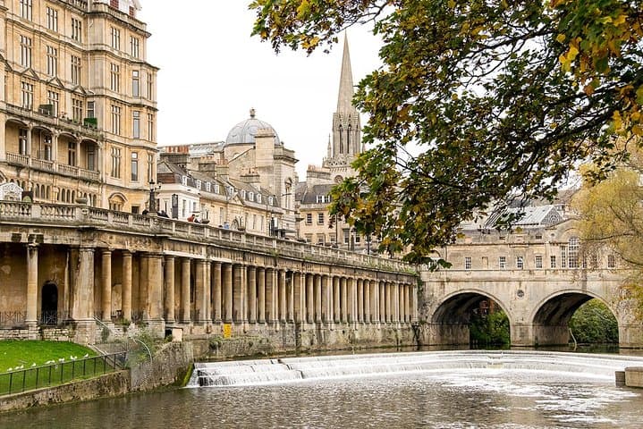 Windsor Castle, Stonehenge and Bath Private Day Tour from London photo 5