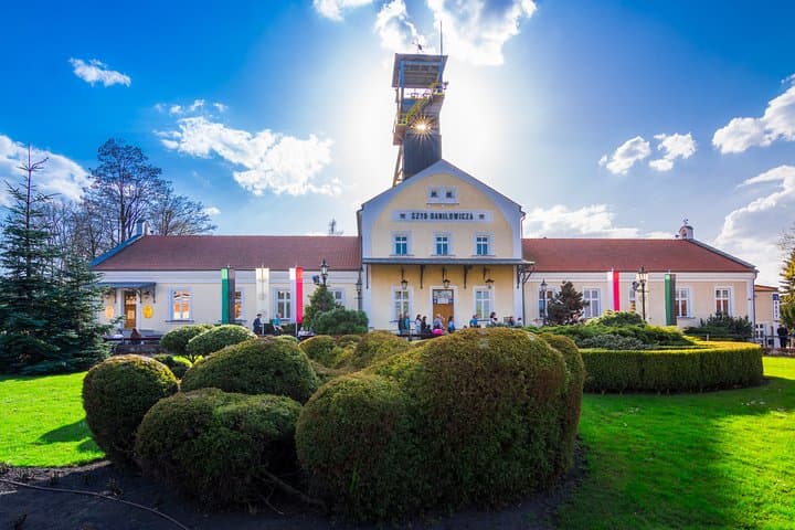 Wieliczka Salt Mine Guided Skip‑the‑Line Ticket — 3‑Hour Underground Tour from Krakow photo 3
