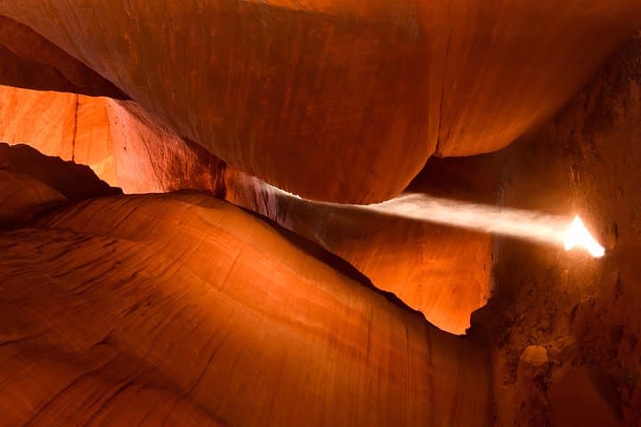 Peekaboo Slot Canyon 4WD Tour — Kanab's Narrow Redrock Adventure photo 4