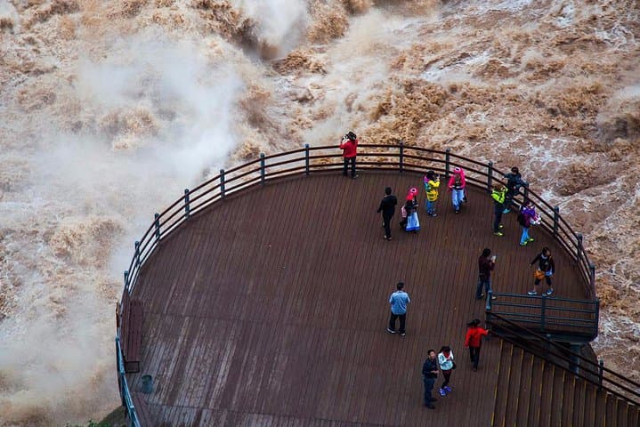 3-Day Lijiang Highlights: Jade Dragon Snow Mountain, Tiger Leaping Gorge & Naxi Culture