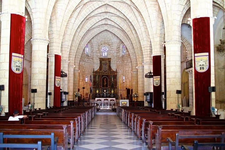 Private Santo Domingo City Tour from Puerto Plata — Full-Day Colonial Zone Experience photo 1